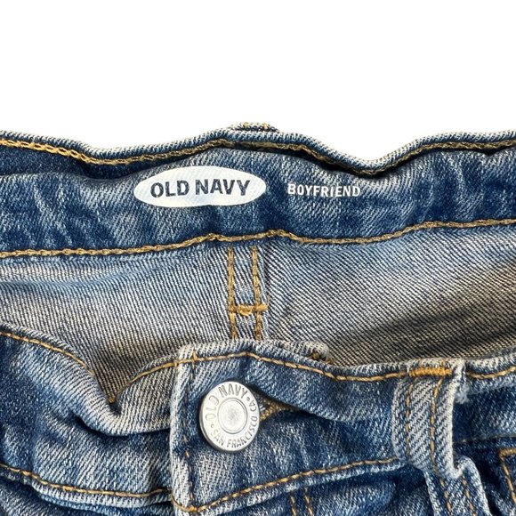 Old Navy Womens Size 6  Distressed Denim Blue Jean Shorts Rolled Cuff Hem Casual - Picture 2 of 7